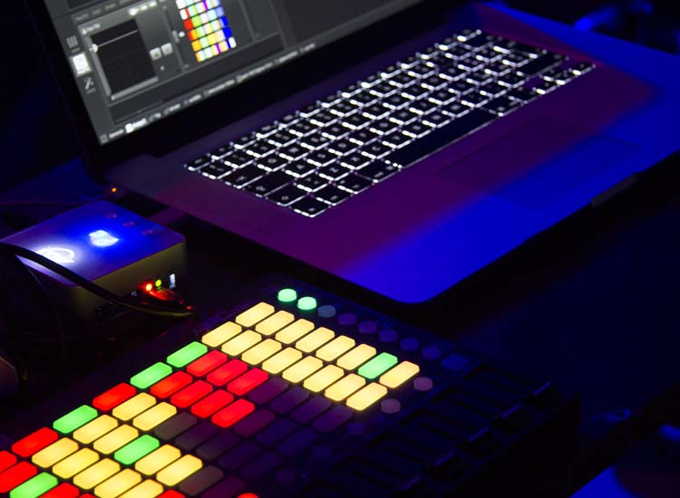 Console luci low